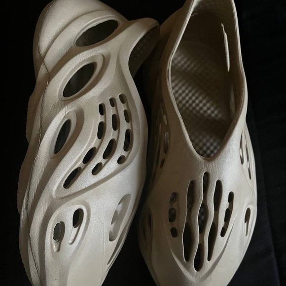 Adidas Foam Runners (Bone) main image 5